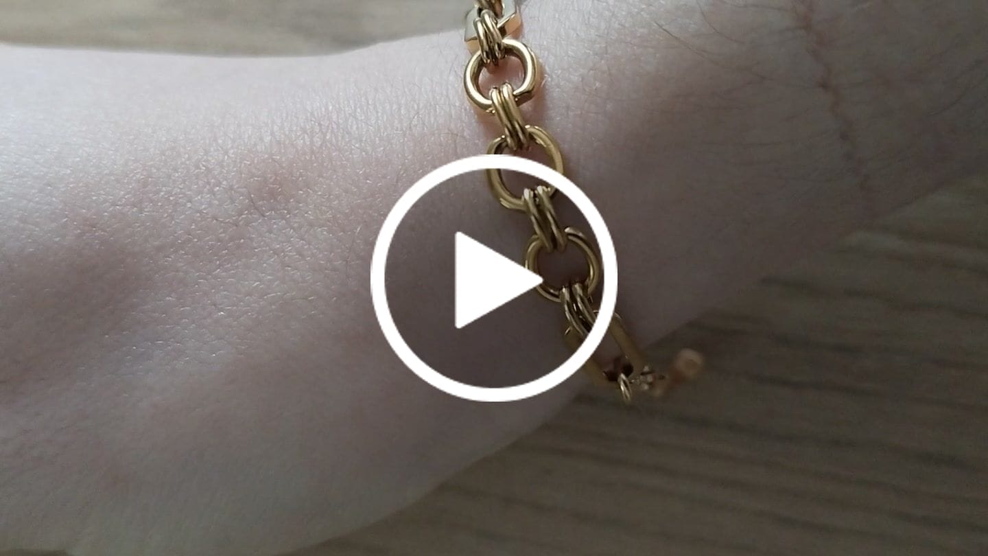 Customer video review of Pulsera Eslabón Anillado