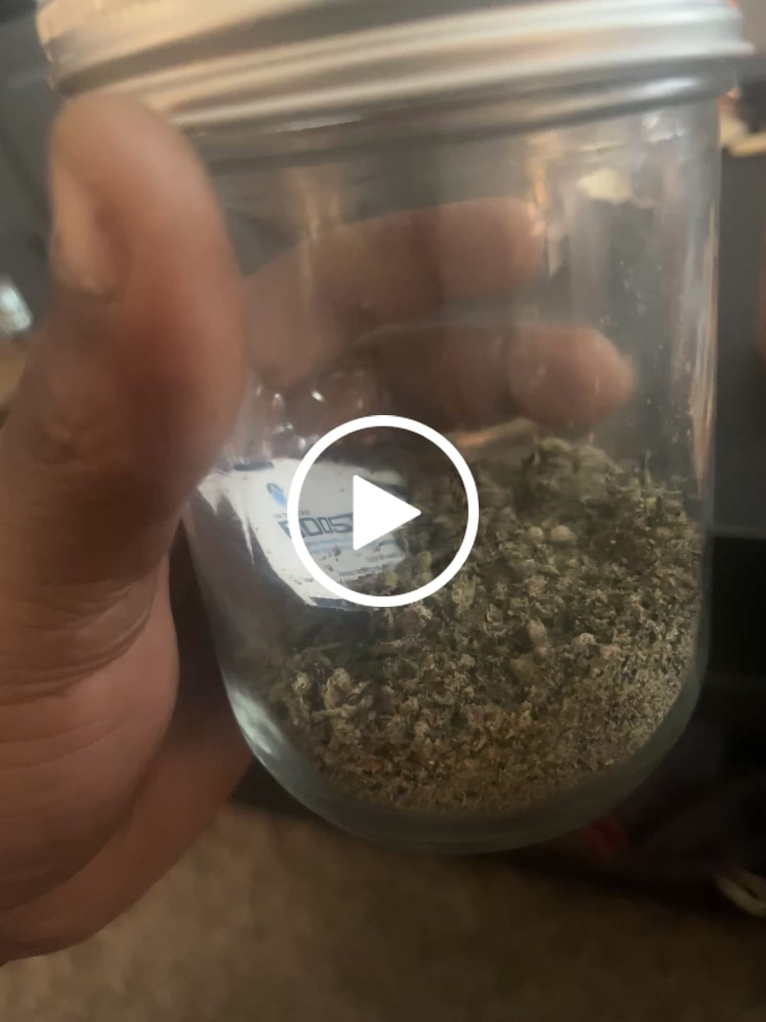 Customer video review of No 6. Purple Cake THCa Shake