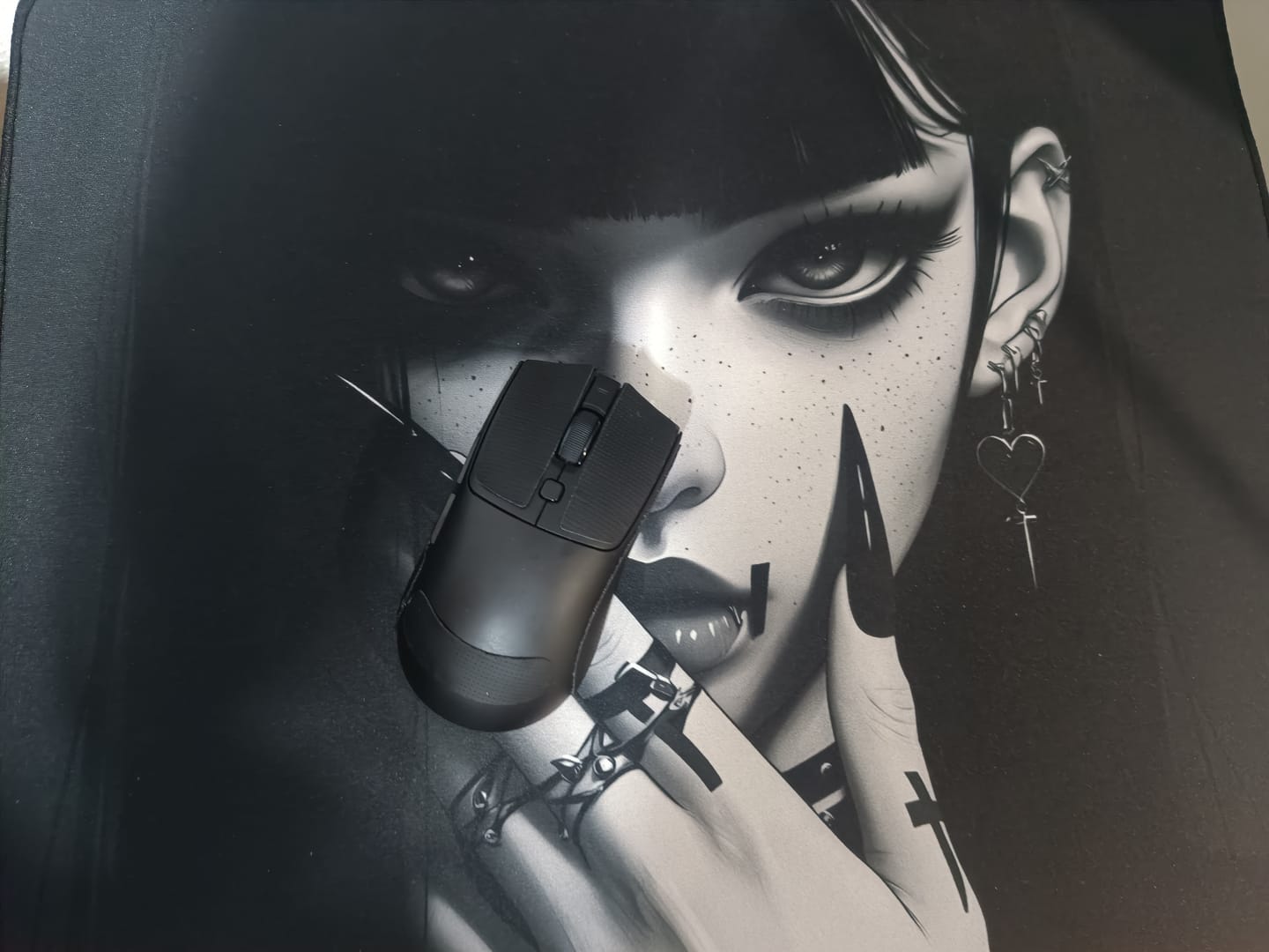 Customer photo review of RAWM SH01 Pro Wireless Mouse
