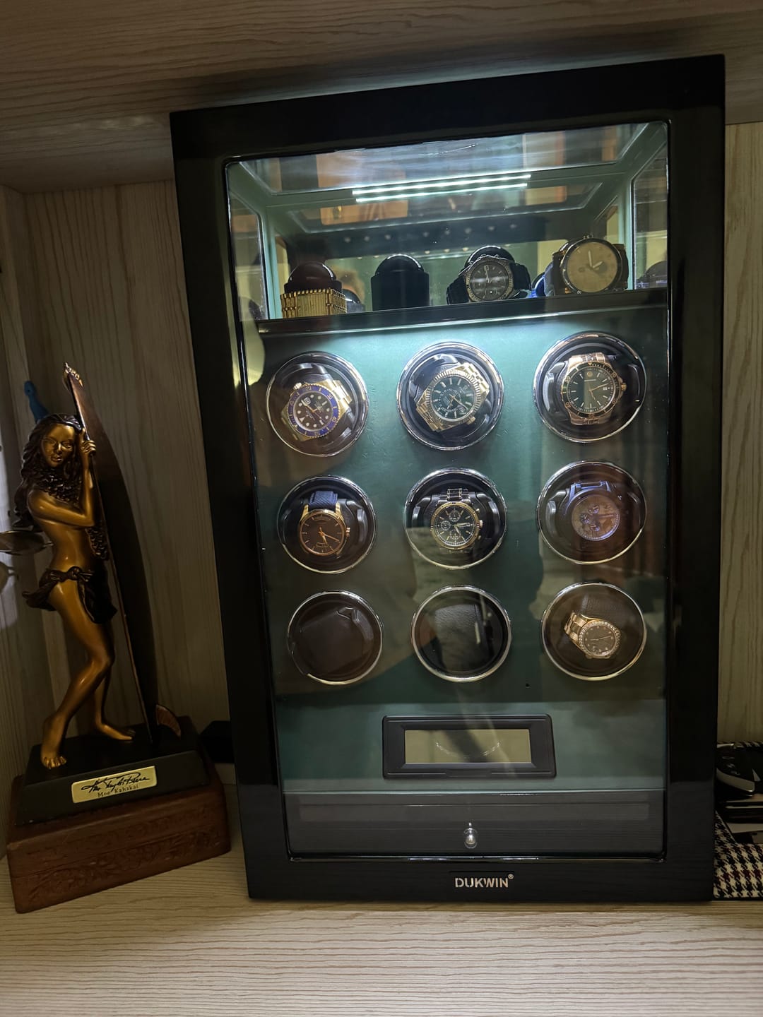 Customer photo review of Fingerprint Lock 9 Watch Winders with 4 Watch Holders Storage LCD Remote Control - Green