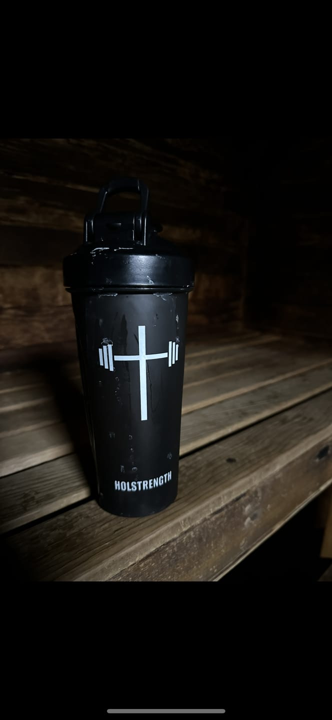 Customer photo review of HolStrength Blender Bottle