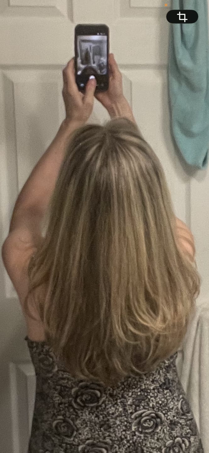 Customer photo review of Weightless Shampoo Refill