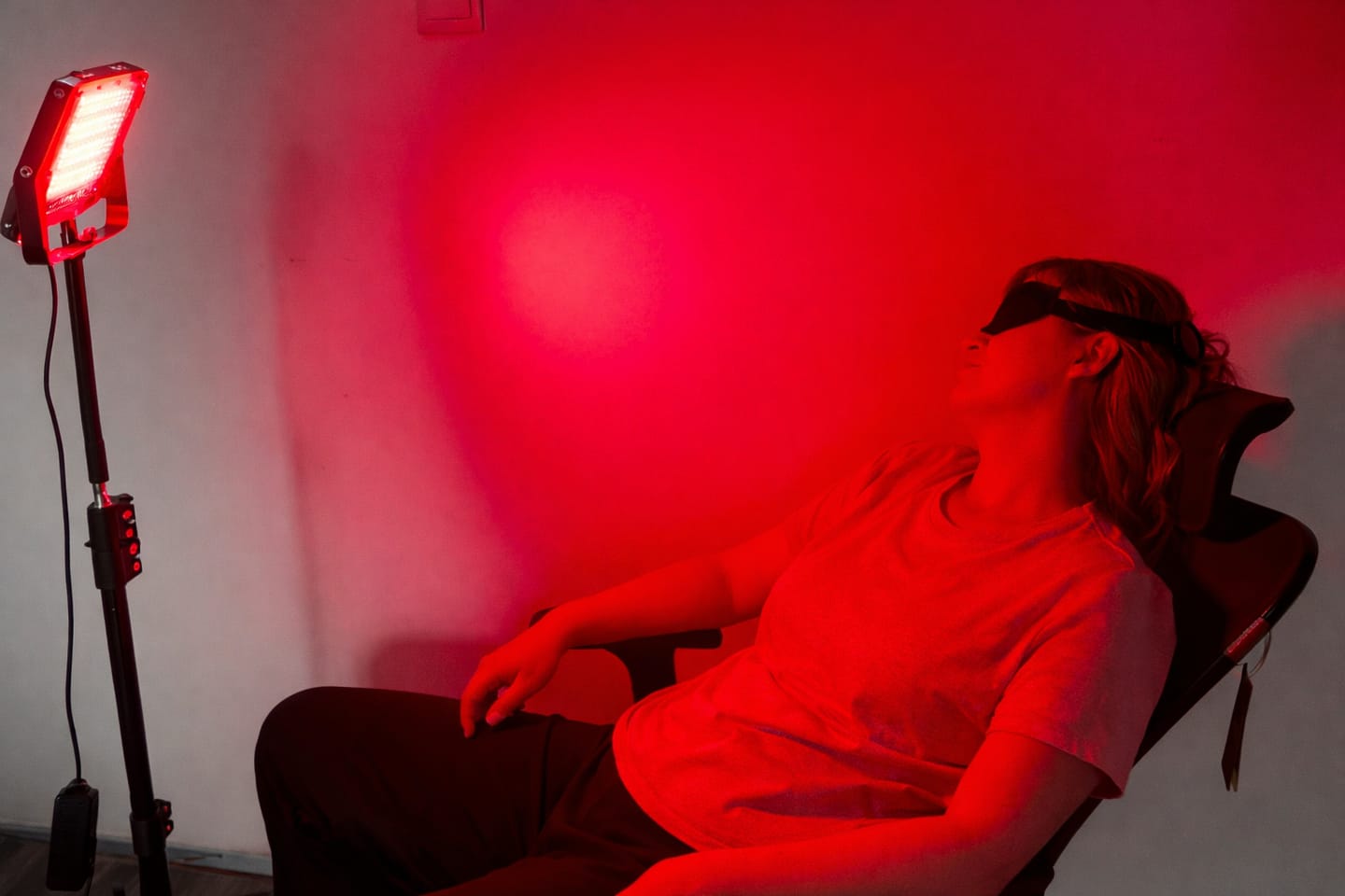 Customer photo review of Red and Infrared Light Therapy Lamp（Panel）With Stand