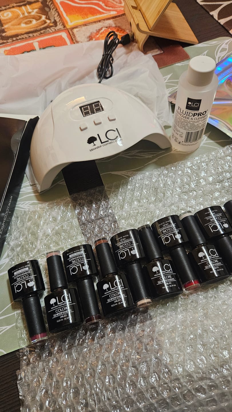 Customer photo review of Super Kit Regalo - Semipermanente LCI - Led 48w