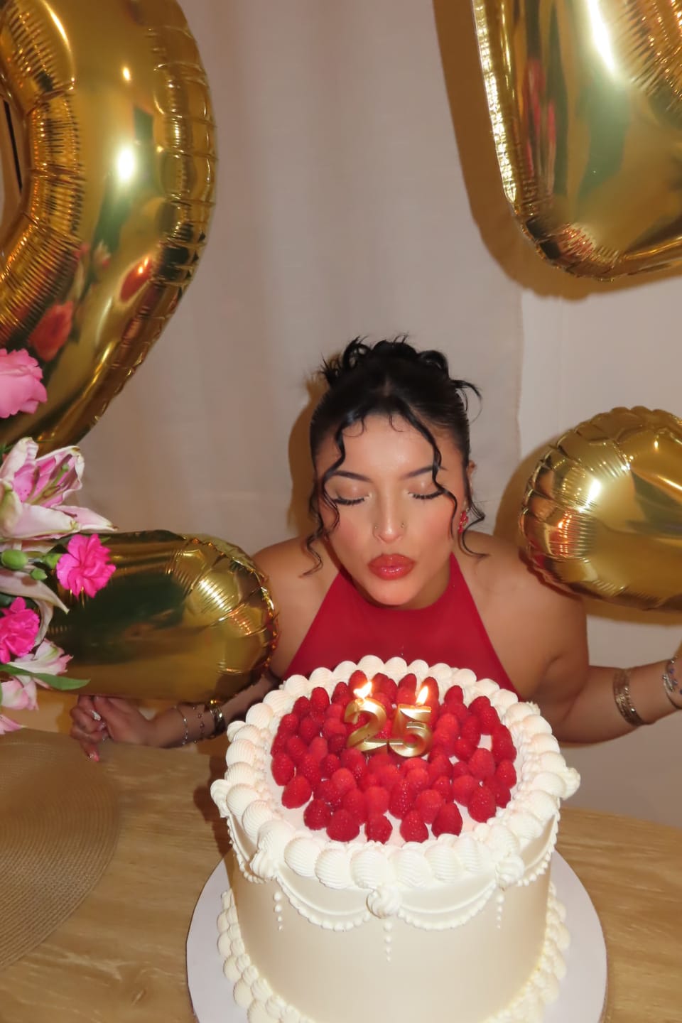Customer photo review of Custom 10" cake