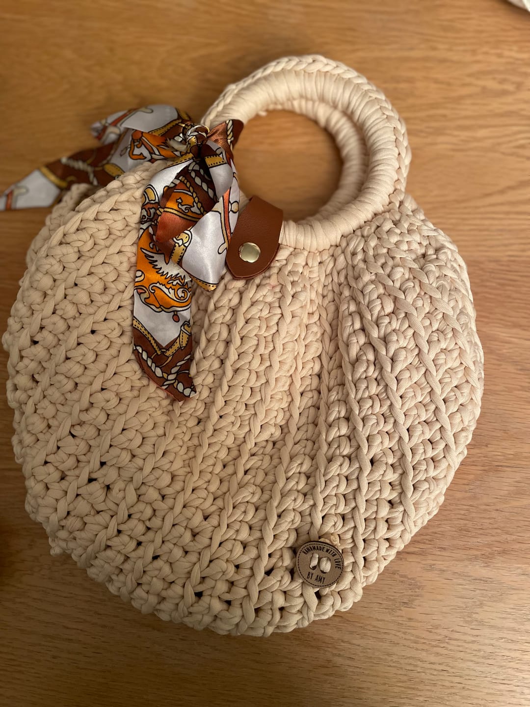 Customer photo review of CrochetPark™ Shell crochet Handbag DIY Kit