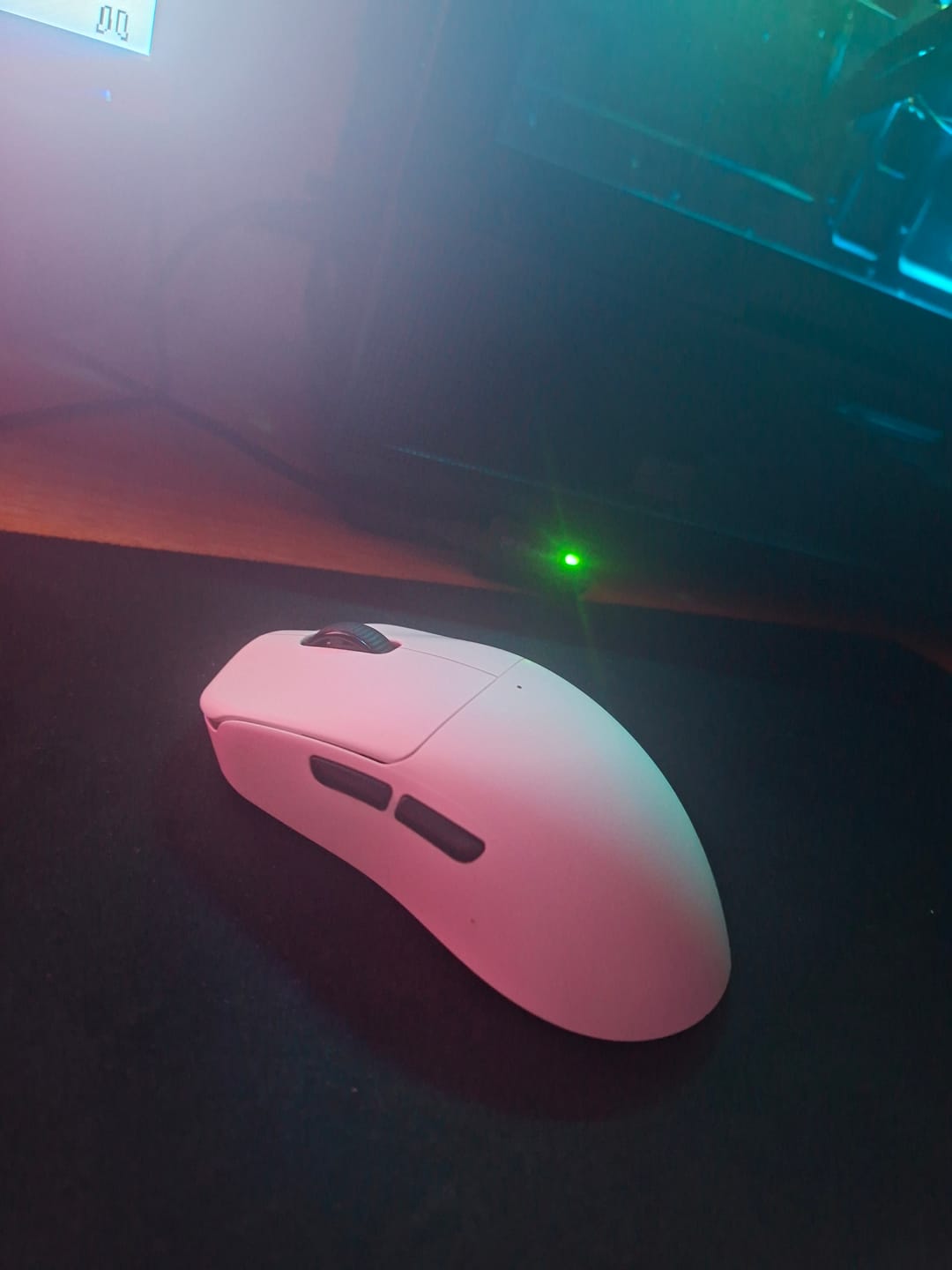 Customer photo review of RAWM ES21 Pro Wireless Mouse