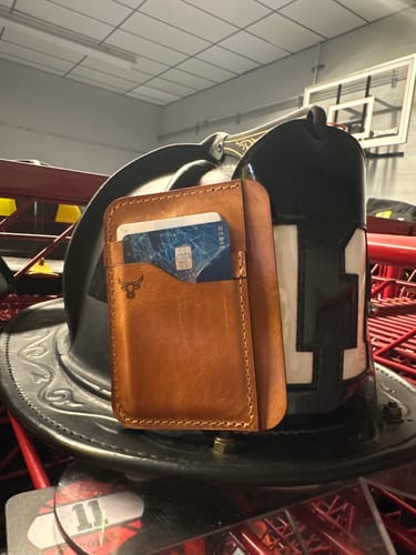 Customer photo review of Mansfield Minimalist Wallet