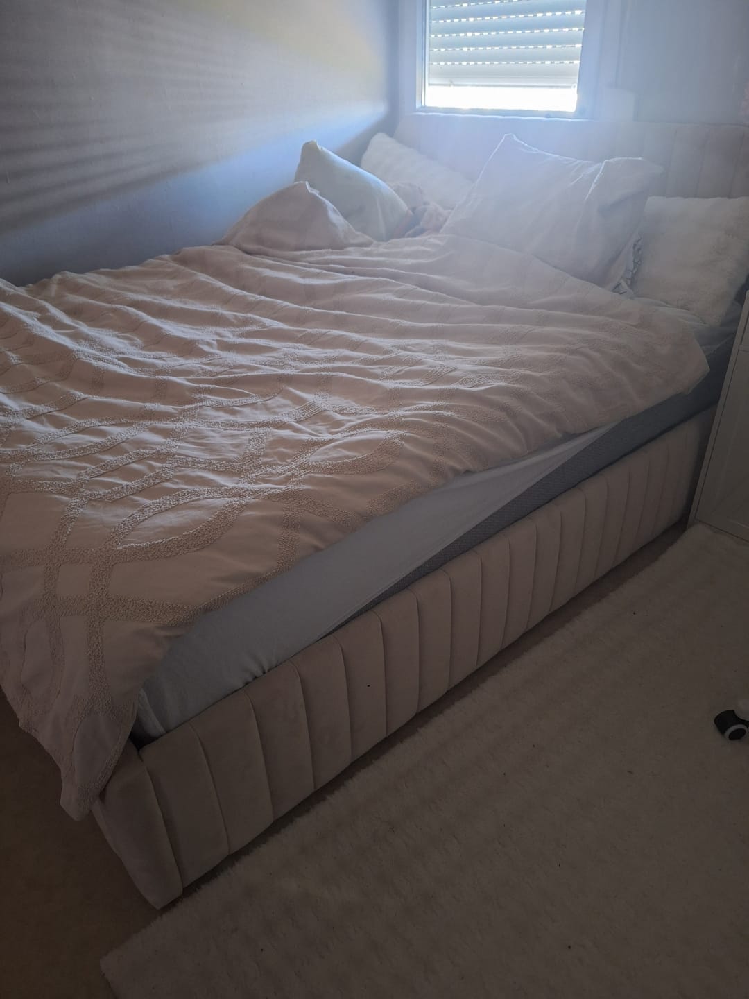 Customer photo review of Lit design avec coffre de rangement - MAELLE