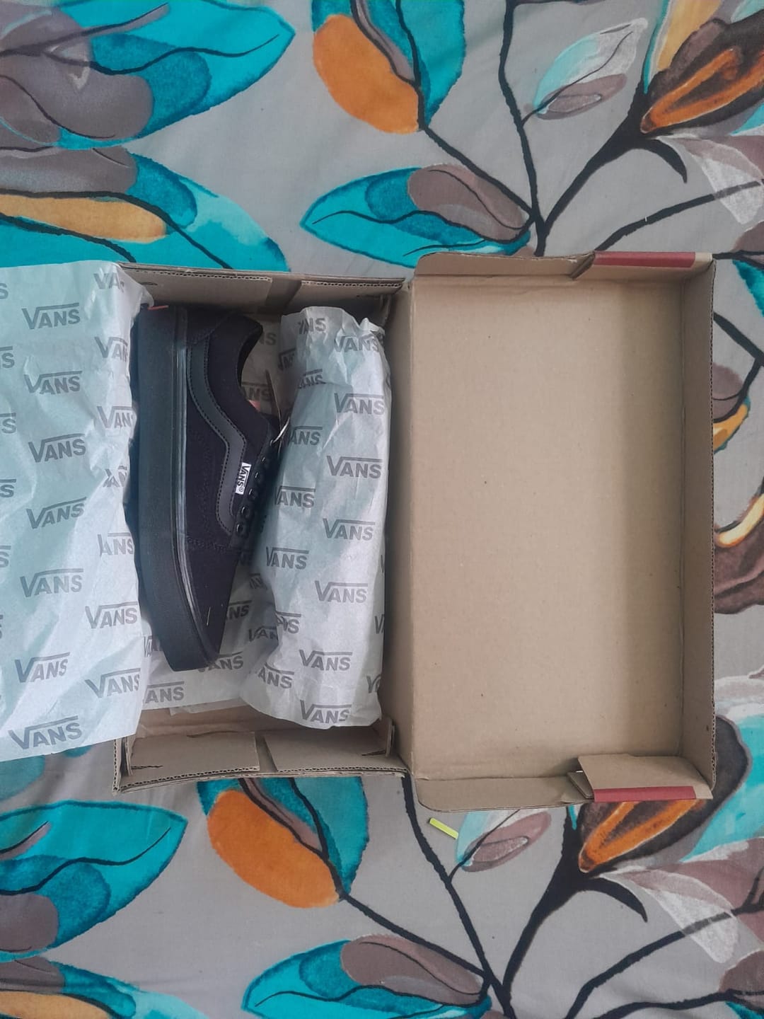 Customer photo review of Tenis 175 Choclo Negro Total