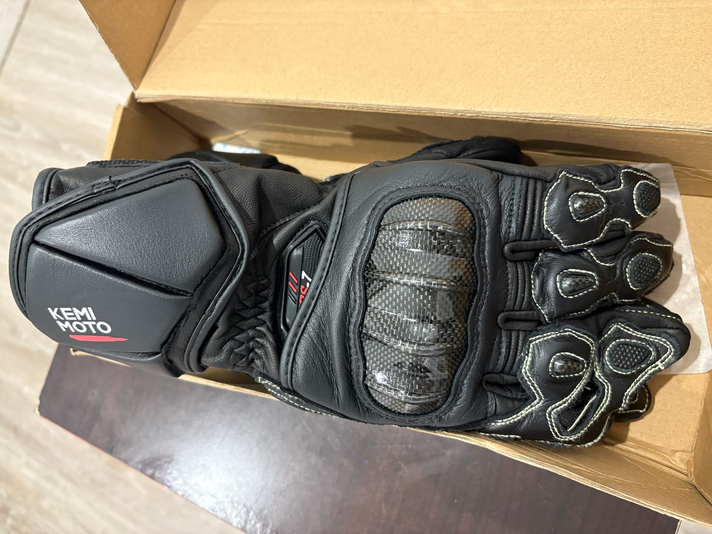 Customer photo review of Motorcycle Gloves, Racing Leather Touchscreen Riding Gloves