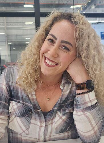 Customer photo review of Twisted Snake Gold Chain Necklace
