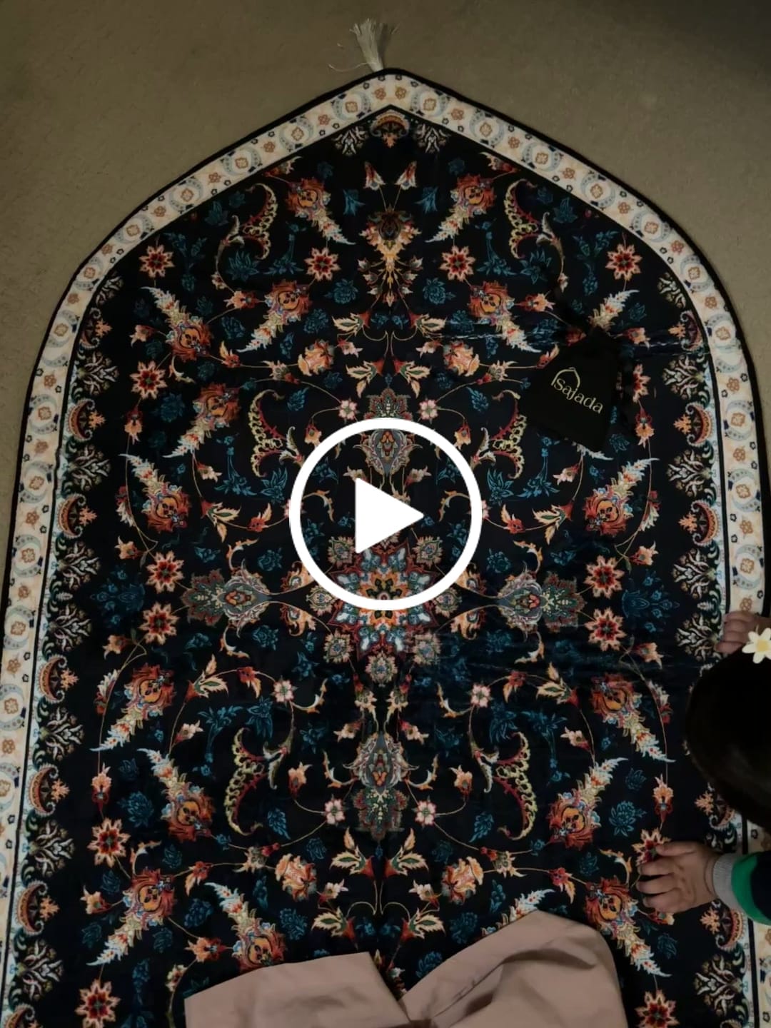 Customer video review of Firdaws  Padded Prayer Mat
