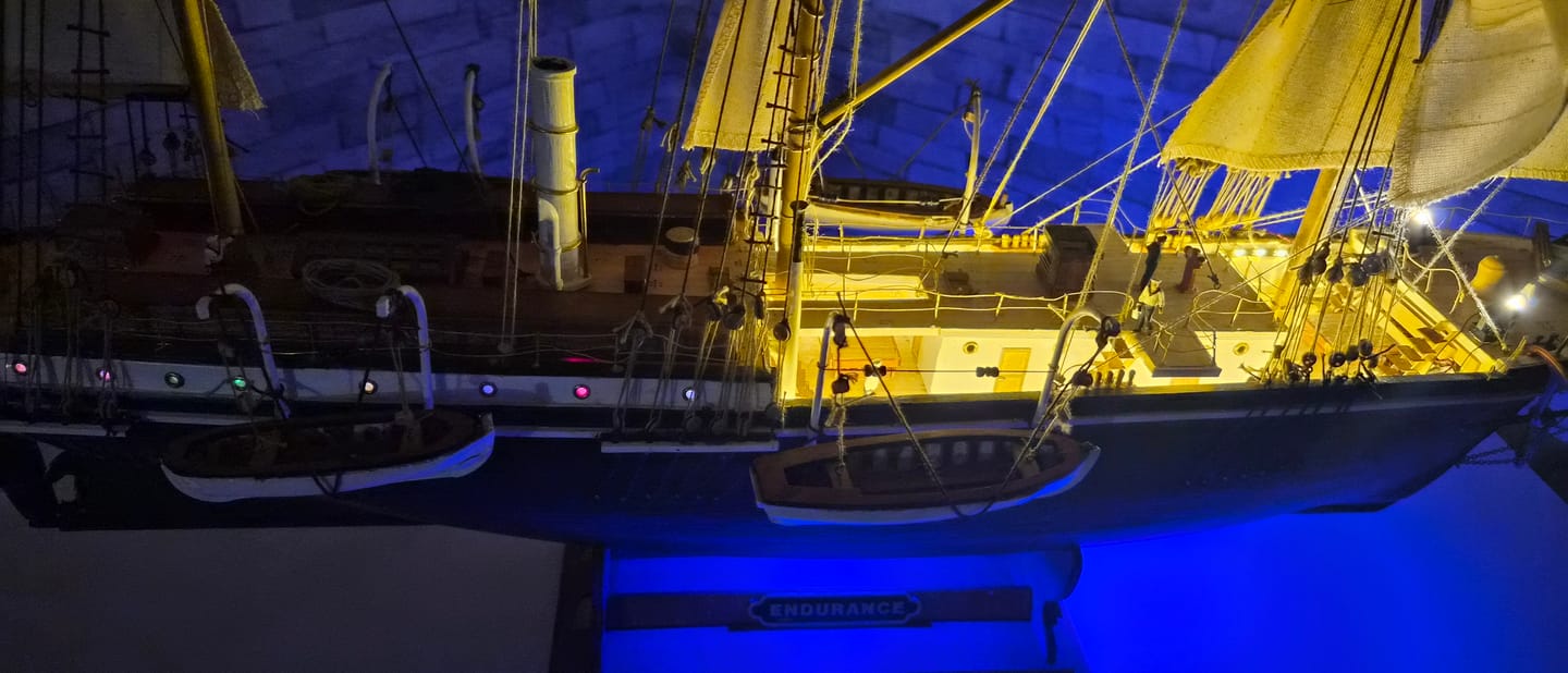 Customer photo review of Maqueta Barco Endurance