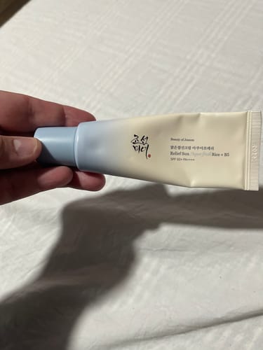 Customer photo review of Relief Sun Aqua - Fresh Rice + B5 SPF50+ PA++++