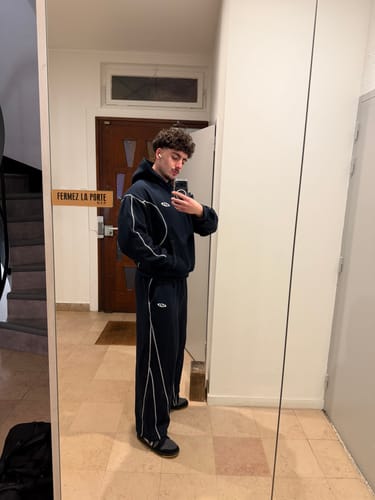 Customer photo review of Hoodie Stitching