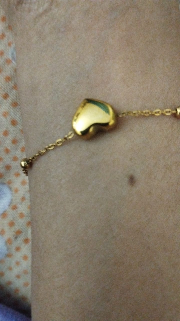 Customer photo review of Heart Charm Bracelet