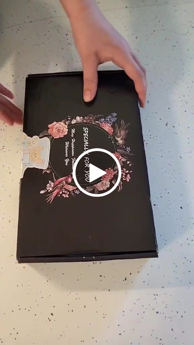 Customer video review of Bracelets Lucky Bags (Random shipment, no style specified)