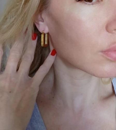 Customer photo review of Rectangle 18k Gold Earrings