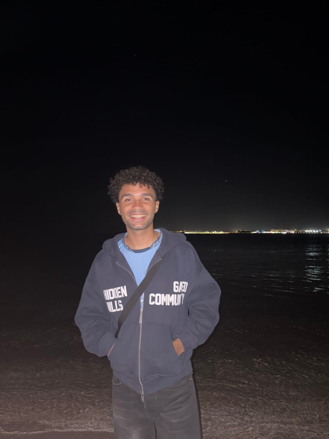 Customer photo review of GATED COMMUNITY ZIP HOODIE NAVY
