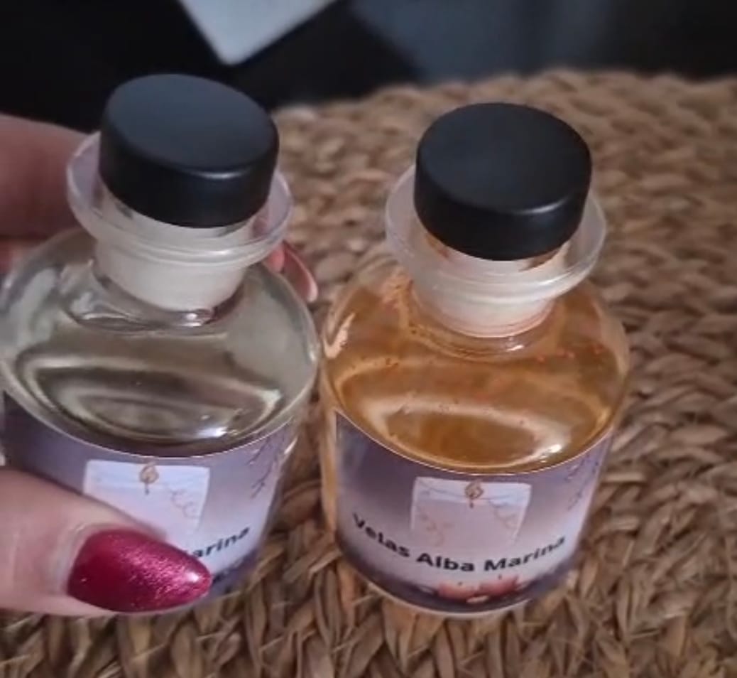 Customer photo review of Mikado 50 ml difusor vidrio transparente con tap. varillas n.