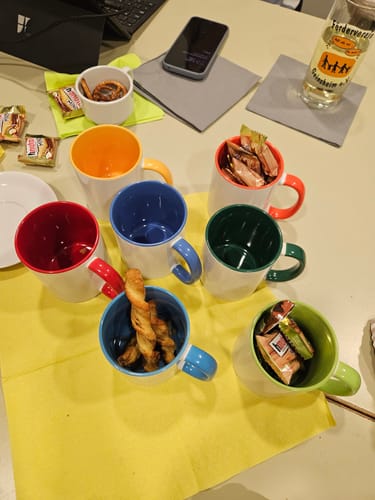 Customer photo review of TassenExpress - Becher Keramik Tasse mit Logo bedruckt 325ml Firmenlogo