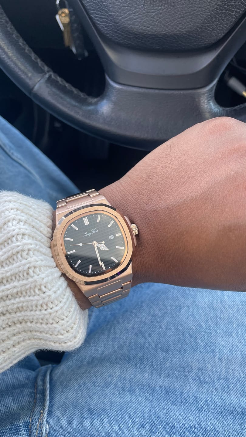 Customer photo review of Lucky Fours® Wraith