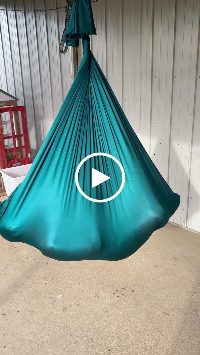 Customer video review of NeuroCalm™ Premium Sensory Swing