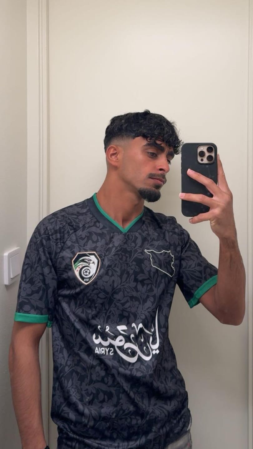 Customer photo review of Syria Jersey - Jasmine Black