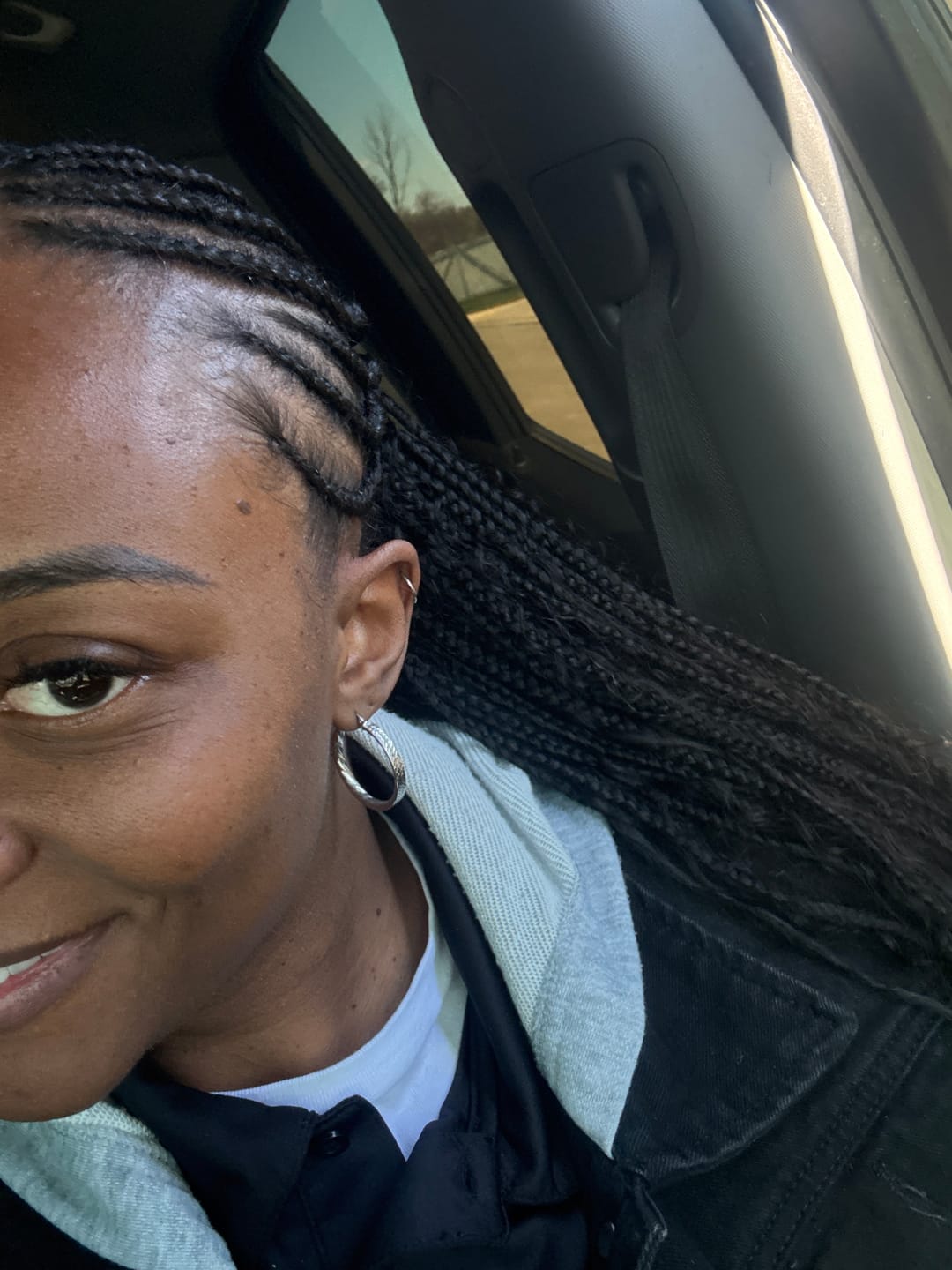 Customer photo review of Double Drawn Burmese Italy Curly Human Braiding Hair
