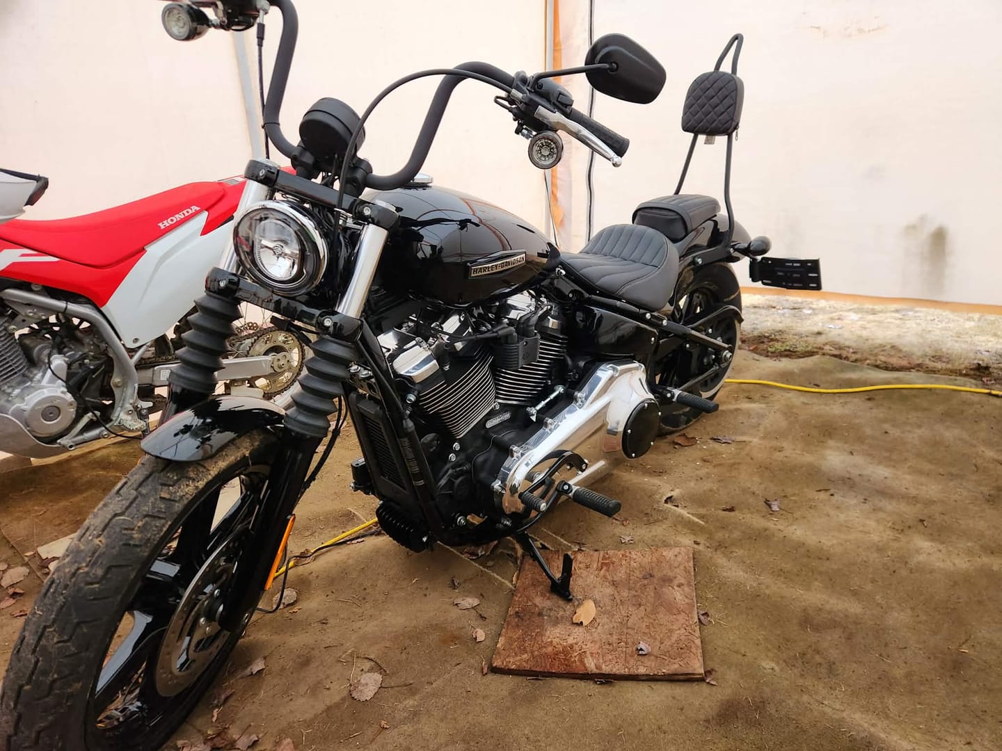 Customer photo review of Iron Born Blade 25" Sissy Bar for Harley Softail Street Bob Matte Black