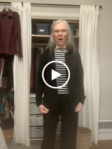 Customer video review of Ryann Hoodie - Black