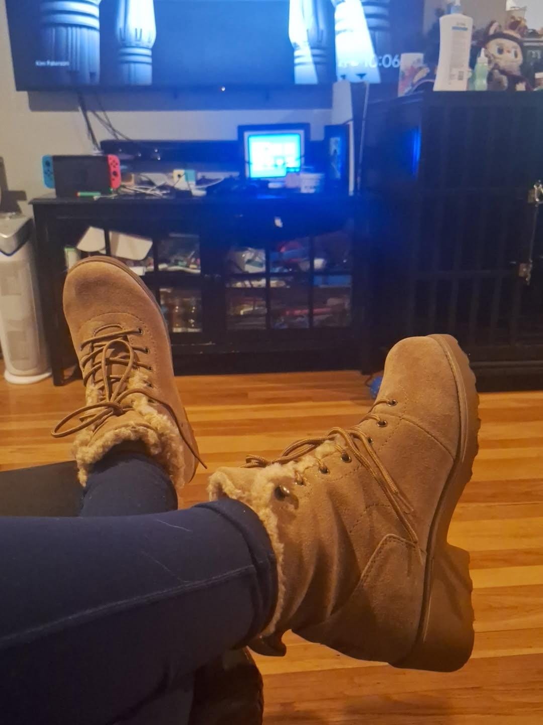 Customer photo review of CAITLIN HICKORY