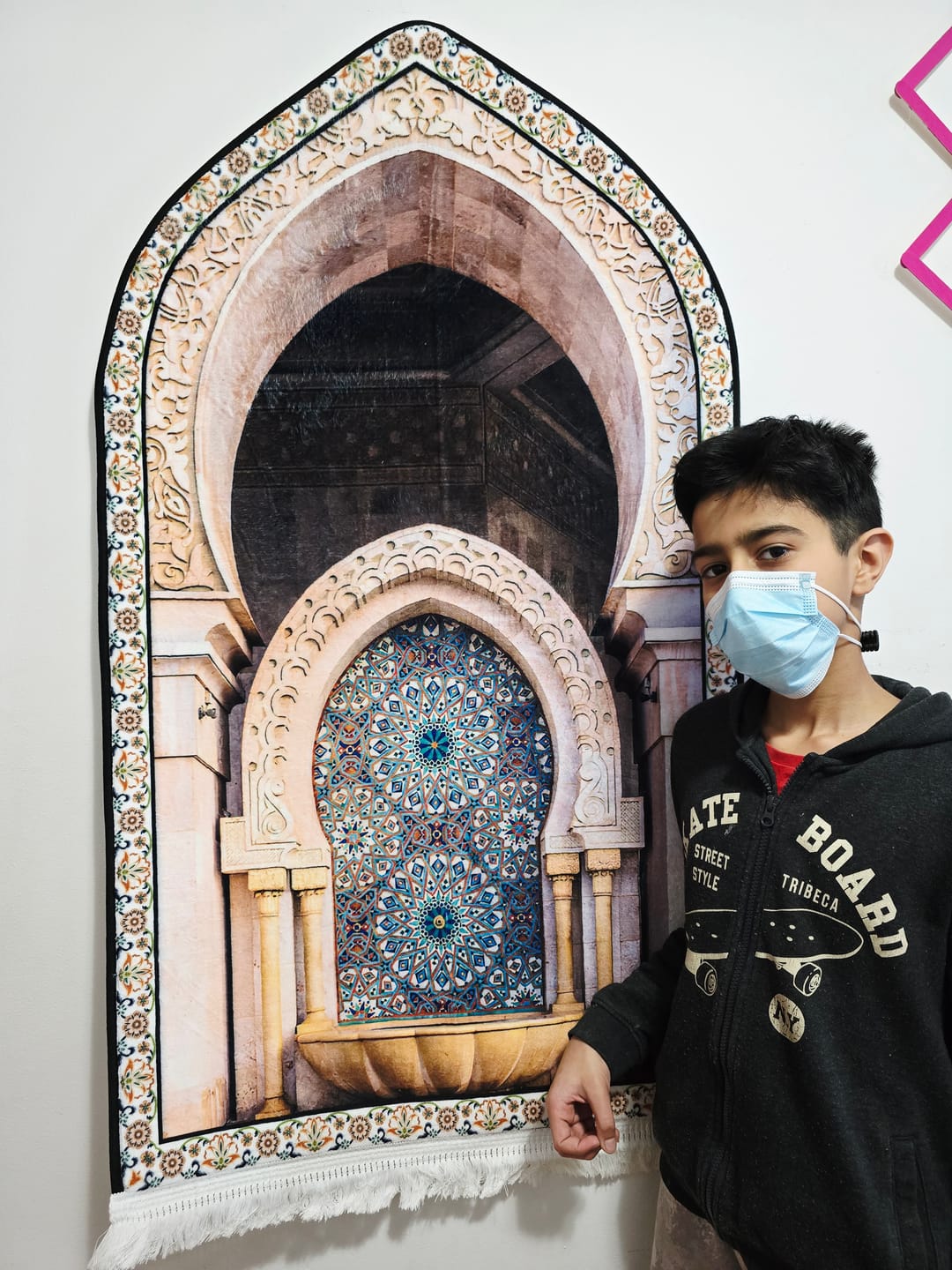 Customer photo review of 3D Mihrab Premium Padded Prayer Mat