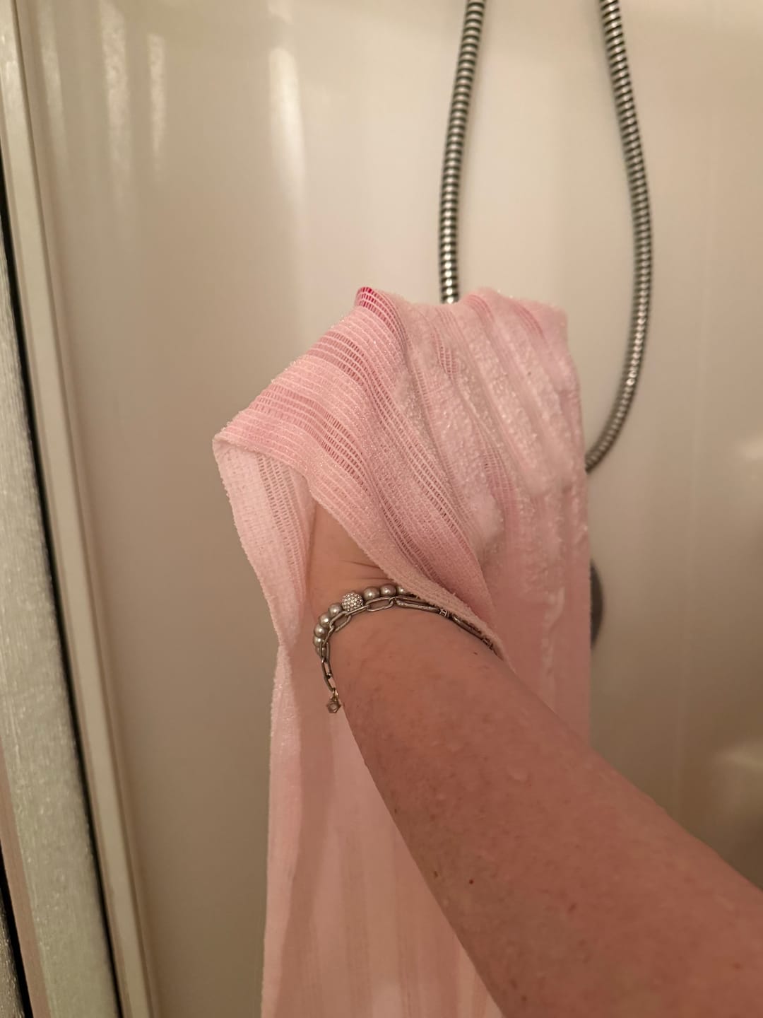Customer photo review of Serviette de Douche Exfoliante Vantyx