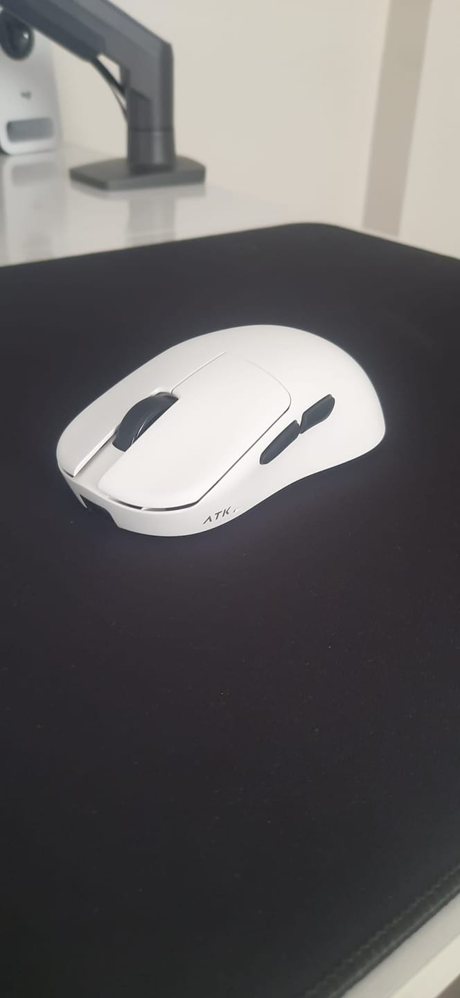 Customer photo review of ATK Blazing Sky U2 V2 Wireless Mouse