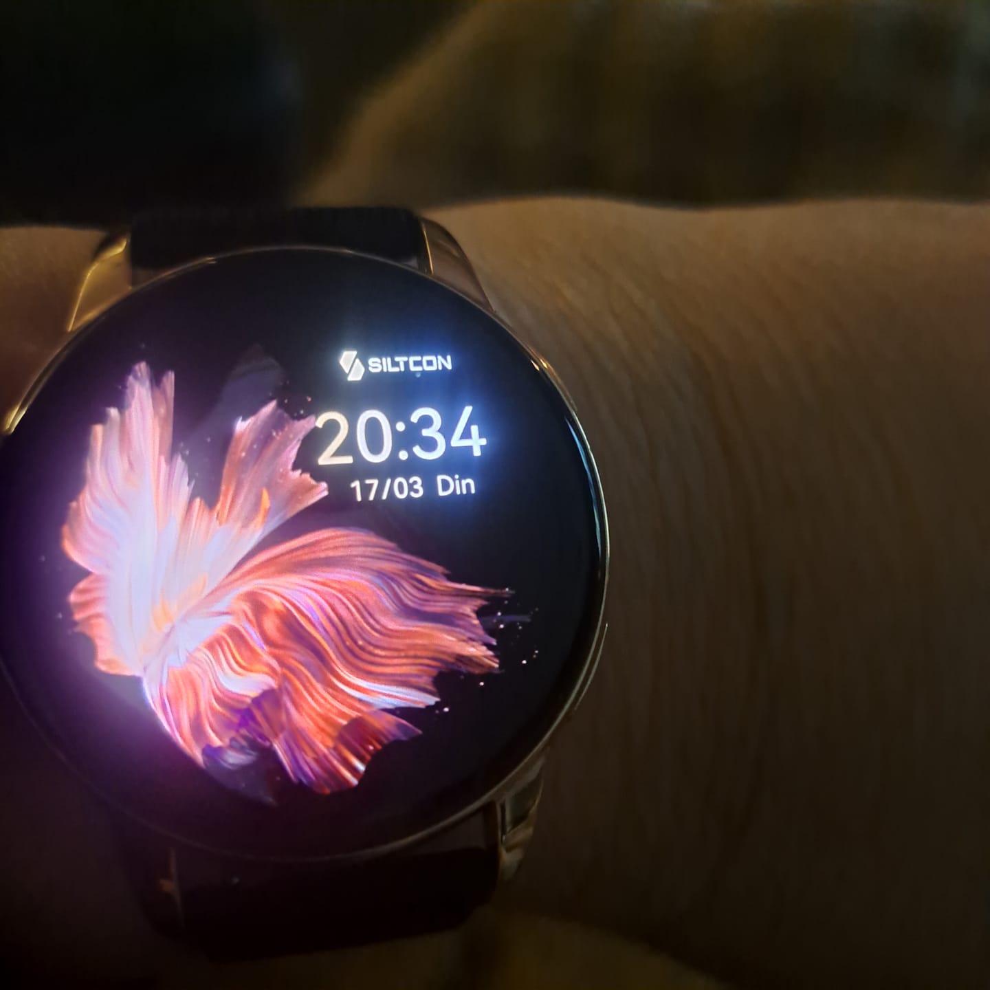 Customer photo review of Siltcon® Auréa Smartwatch Dames Goud