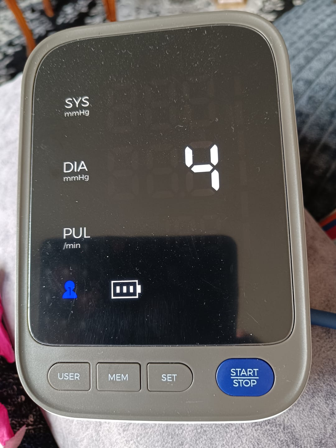 Customer photo review of Blutdruckmessgerät V8 Ultra – Next-Gen Präzisionssensor für klinisch genaue Messungen