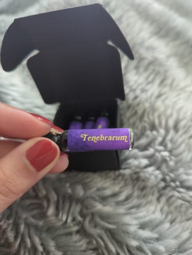 Customer photo review of Tenebrarum