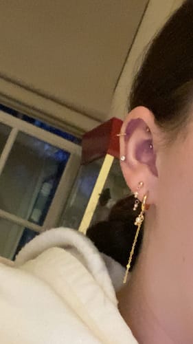 Customer photo review of Flory Earrings Set