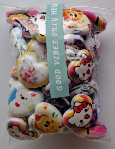 Customer photo review of Acrylic beads – Hearts & Whimsy for beadable pens, keychains, phone chains
