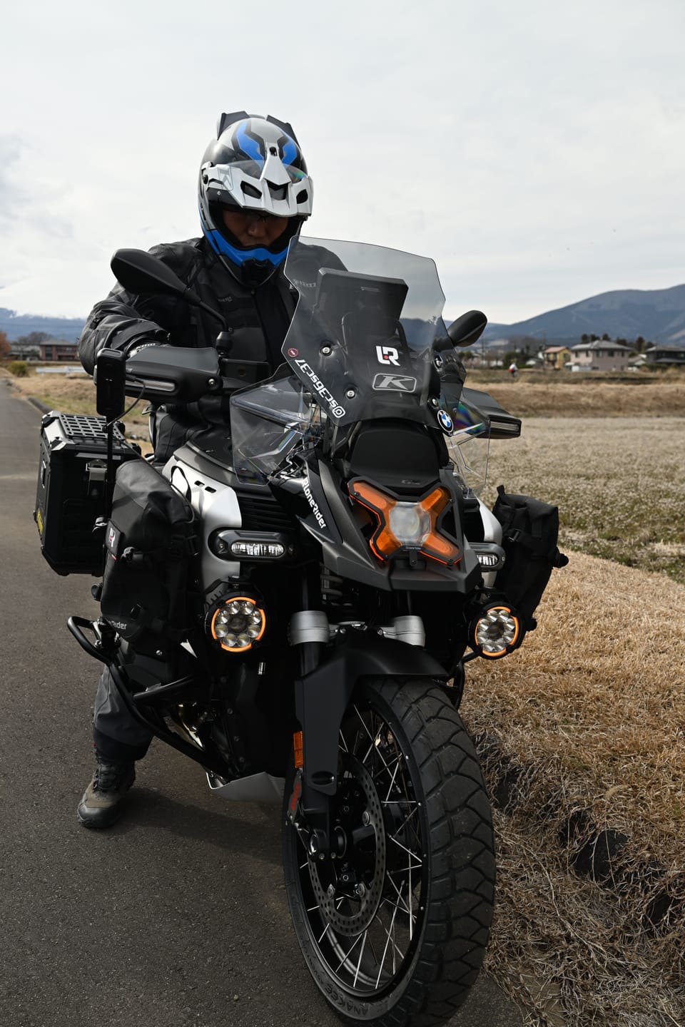 Customer photo review of Motorcycle Lights – The World’s Smartest Motorcycle Auxiliary Lighting System