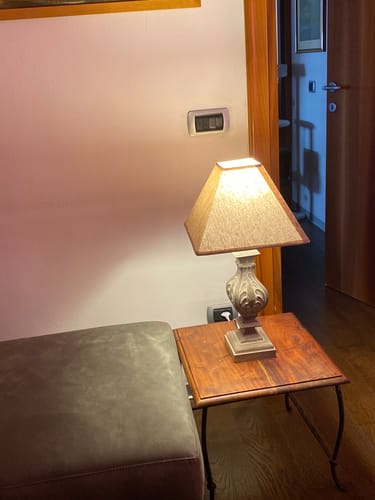 Customer photo review of Lampada Barocca da Tavolo con Motivo Decorativo – Eleganza Classica e Raffinata