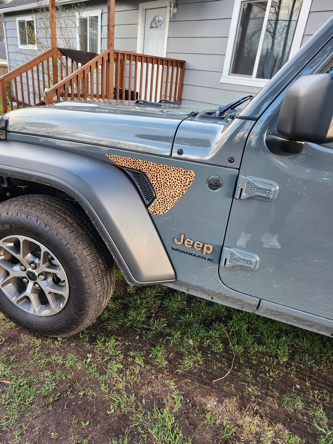 Customer photo review of Fender Vent Decal Set | Animal Print - fits Wrangler JL & Gladiator JT