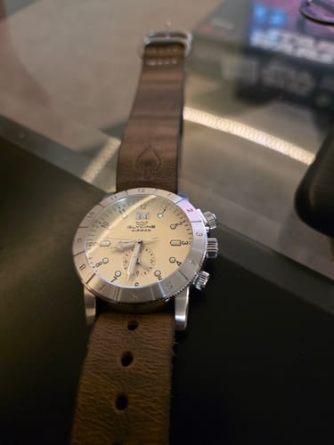 Customer photo review of W.O.E. Leather Single Pass Strap