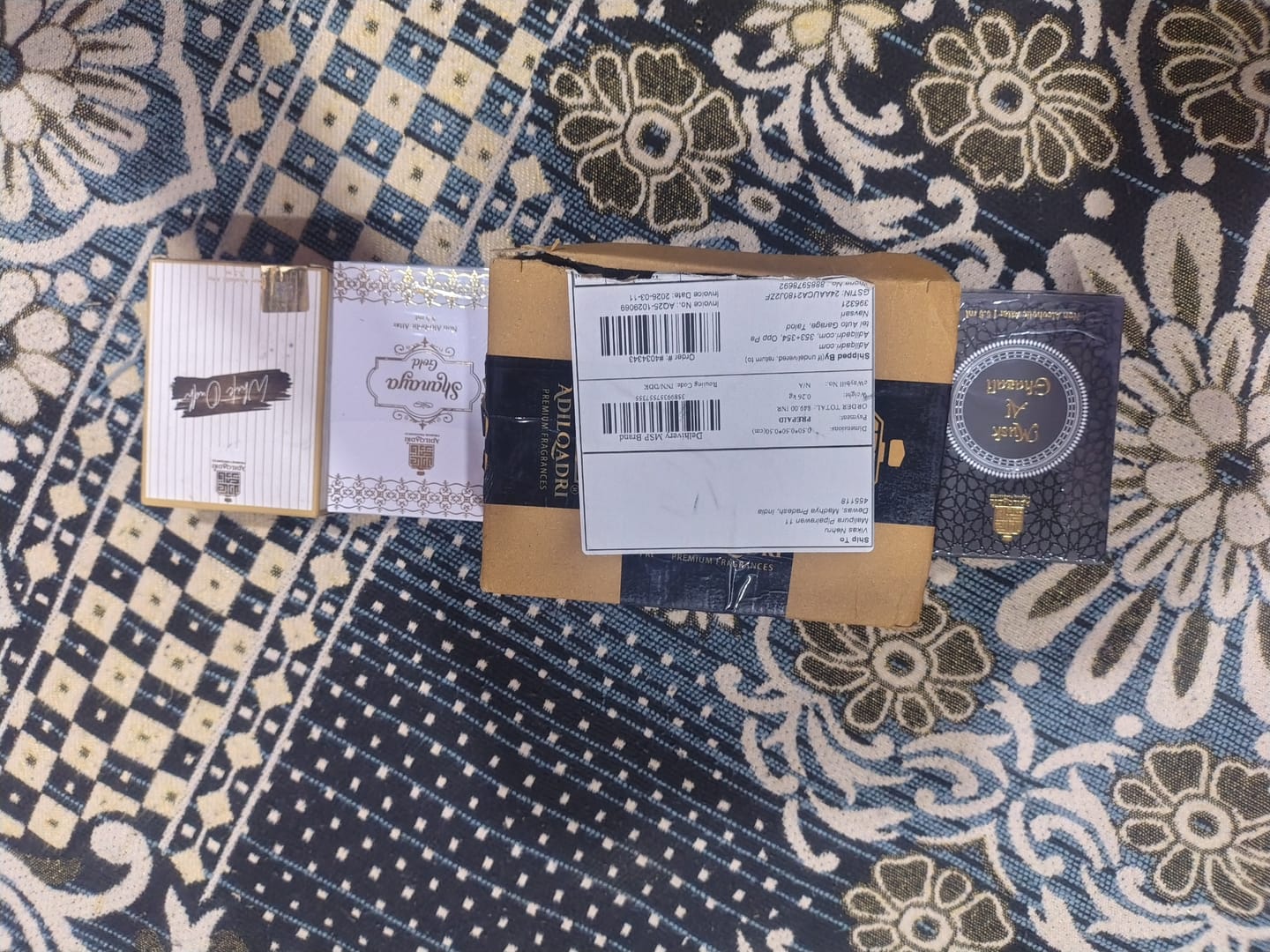 Customer photo review of Shanaya Gold Luxury Gourmand Attar Perfume