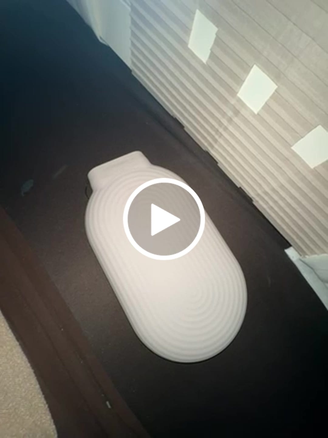 Customer video review of Vaerm – erste elektrische Wärmflasche mit echtem Wärmflaschengefühl