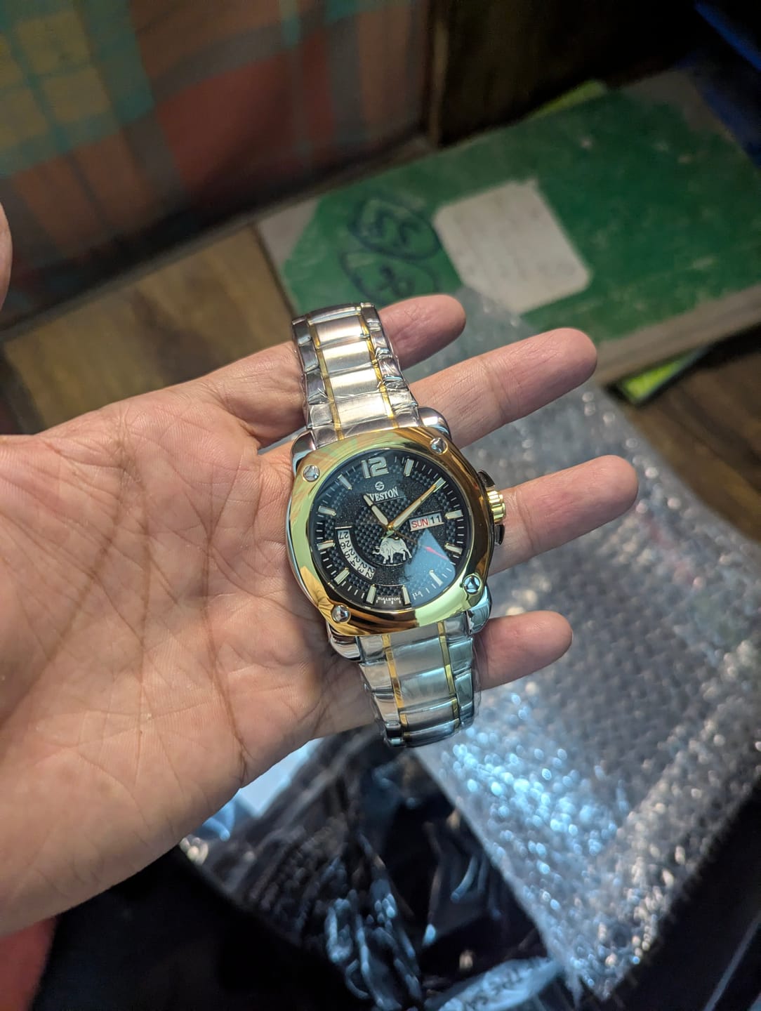 Customer photo review of Bullston