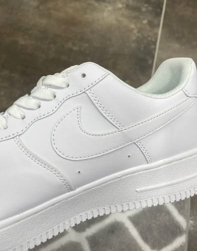 Customer photo review of Nike Air Force 1