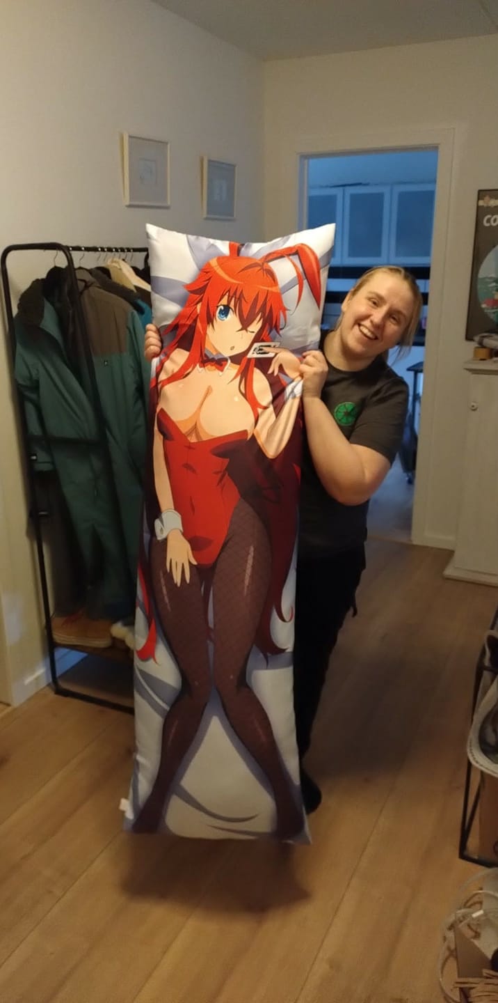 Customer photo review of Rias Body Pillow  DxD Rias